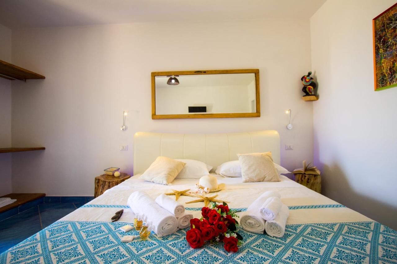 Suites Voce Del Mare Tertenìa Екстериор снимка