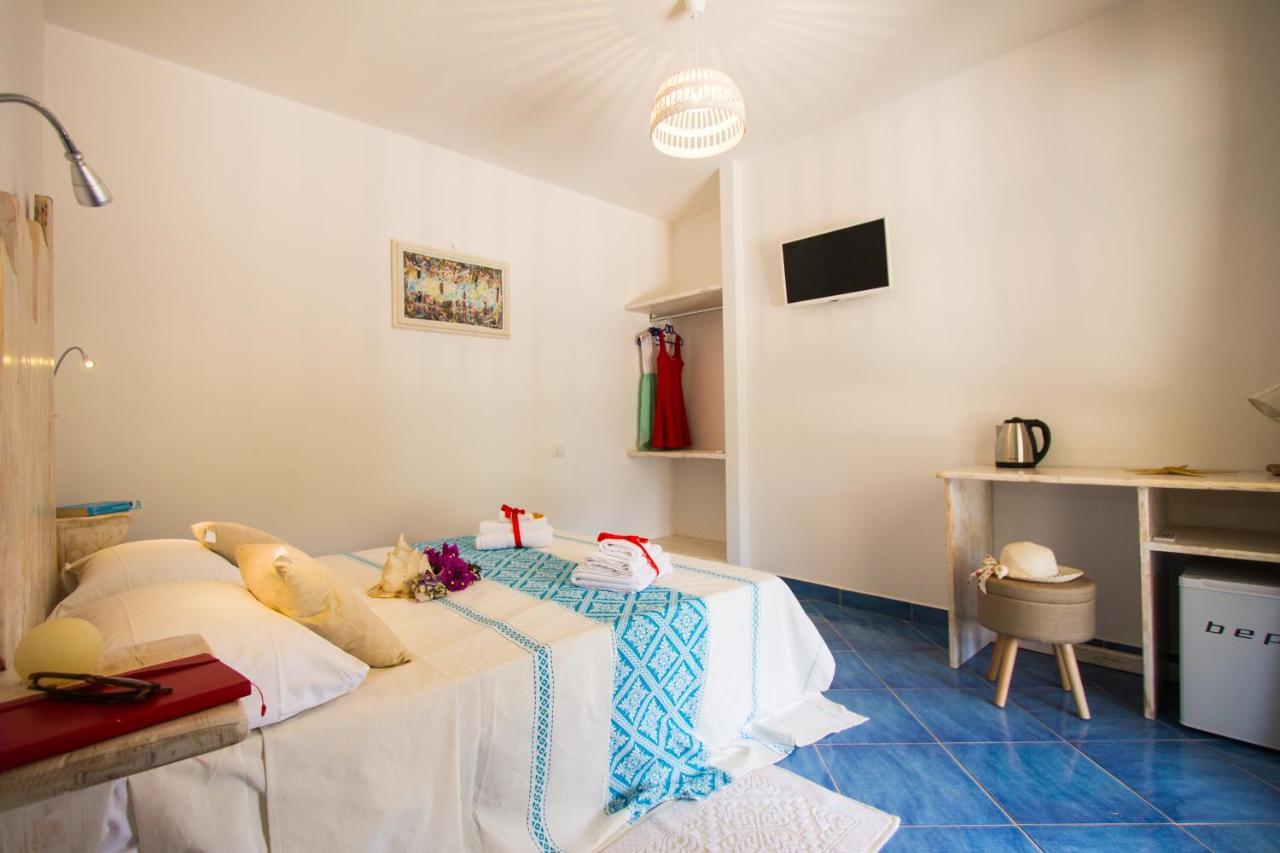 Suites Voce Del Mare Tertenìa Екстериор снимка